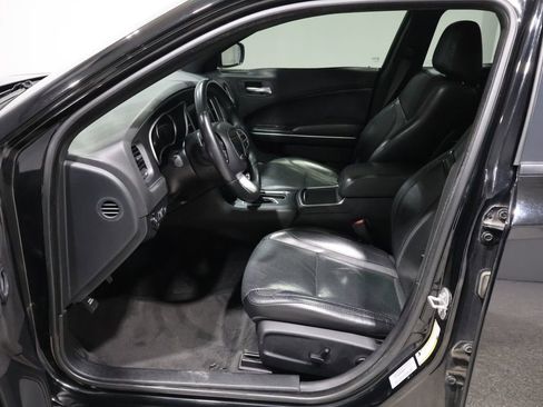 Used 2018 Dodge Charger GT image 12