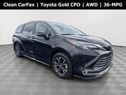 Certified 2026 Toyota Sienna Platinum
