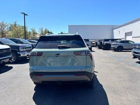 Used 2025 Chevrolet Equinox LT w/ Convenience Package II AWD/4WD image 6