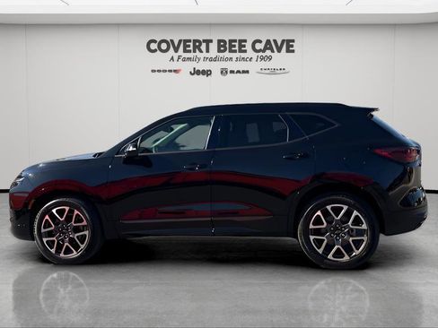 Used 2025 Chevrolet Blazer RS image 5