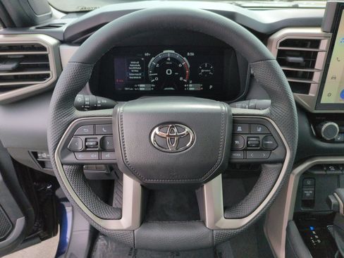 Used 2026 Toyota Tundra Limited AWD/4WD image 18