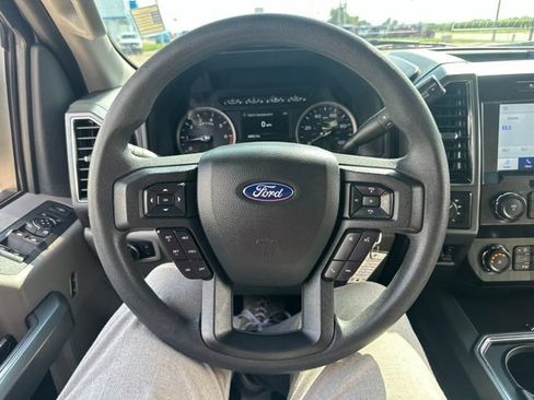 Used 2022 Ford F250 XLT w/ XLT Premium Package AWD/4WD image 39