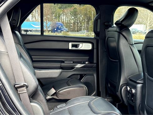 Used 2020 Ford Explorer ST w/ ST Street Pack image 12