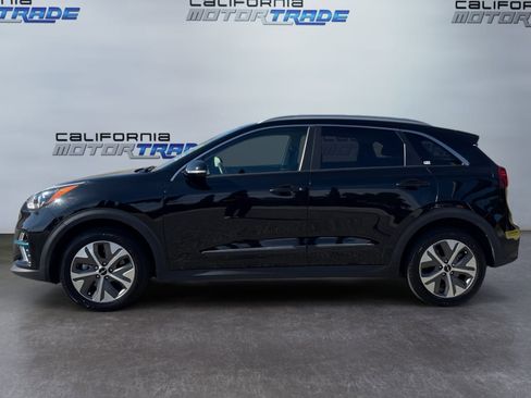 Used 2022 Kia Niro EX FWD image 8