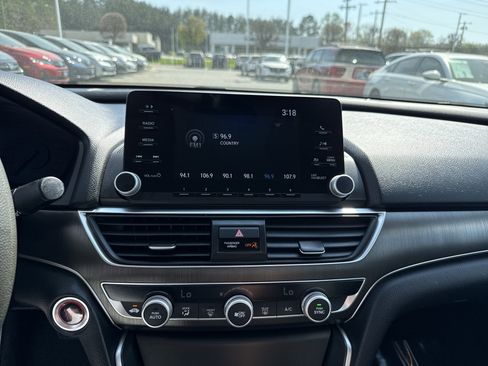 Used 2020 Honda Accord LX image 23