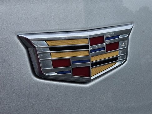 Used 2019 Cadillac XTS Luxury image 15