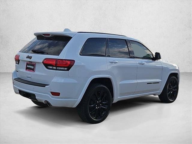 Used 2020 Jeep Grand Cherokee Altitude AWD/4WD image 5
