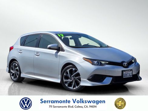 Used 2017 Toyota Corolla iM w/ All-Weather Mat Package FWD image 1