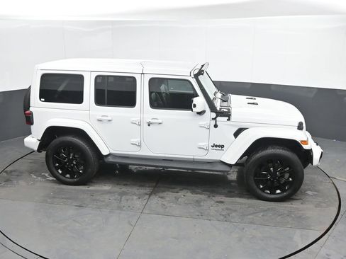 Used 2021 Jeep Wrangler Unlimited Sahara image 42