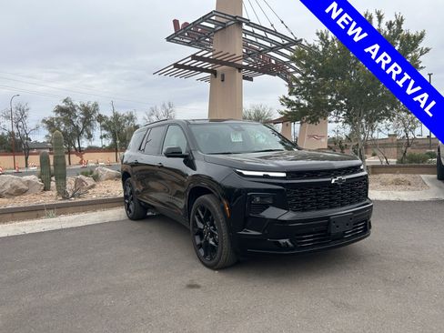 Used 2024 Chevrolet Traverse RS w/ LPO, Floor Liner Package image 1