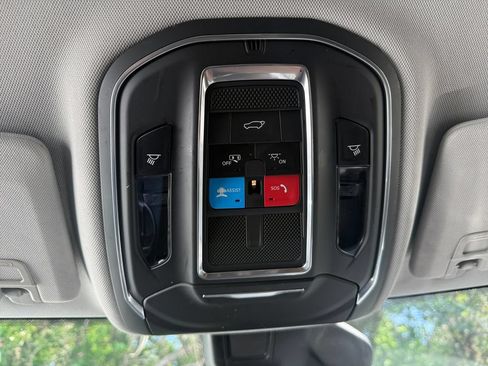 Used 2021 Jeep Grand Cherokee L Laredo w/ Luxury Tech Group I AWD/4WD image 26