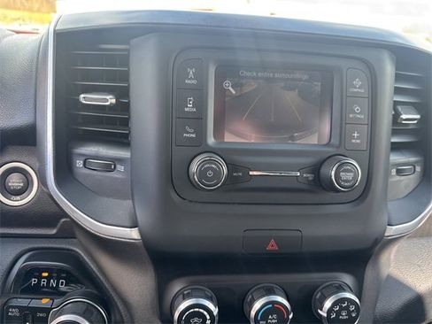 Used 2021 RAM 1500 Big Horn image 30