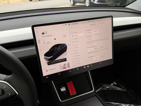 Used 2026 Tesla Model Y 2WD image 46