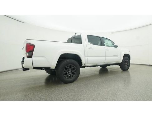 Used 2023 Toyota Tacoma SR5 w/ Technology Package RWD image 31