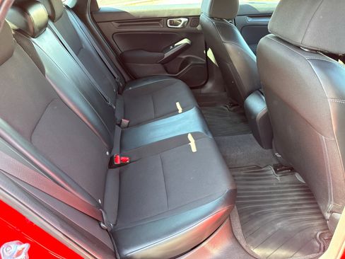 Used 2023 Honda Civic Sport image 16