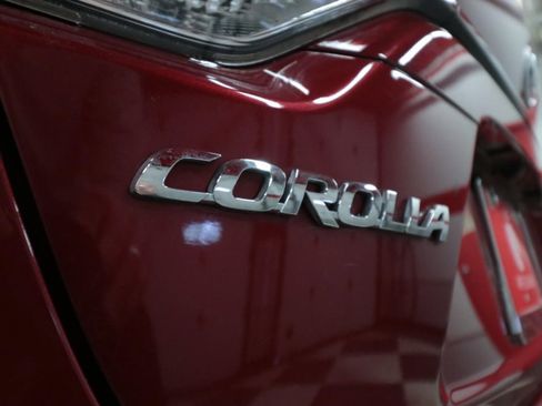 Used 2022 Toyota Corolla LE image 28