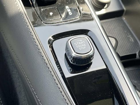 Used 2023 Volvo XC90 B6 Plus w/ Protection Package Premier image 36