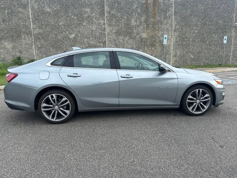 Used 2024 Chevrolet Malibu LT FWD image 8