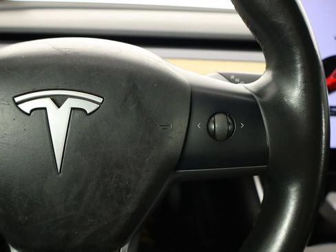 Used 2018 Tesla Model 3 Long Range RWD image 23