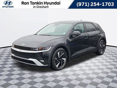 New 2026 Hyundai Ioniq 5 SE AWD/4WD image 1