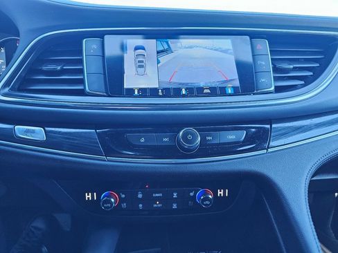 Used 2024 Buick Enclave Premium FWD image 17