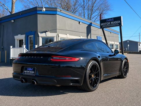 Used 2018 Porsche 911 Carrera image 4