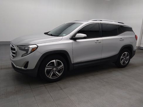 Used 2019 GMC Terrain SLT FWD image 2