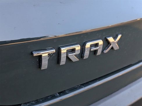Used 2026 Chevrolet Trax LS w/ Driver Confidence Package image 6
