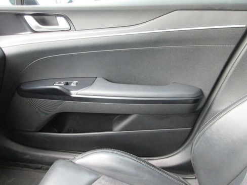 Used 2023 Kia K5 GT-Line image 34