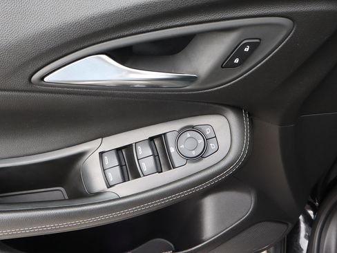 Used 2025 Buick Encore GX Preferred FWD image 14