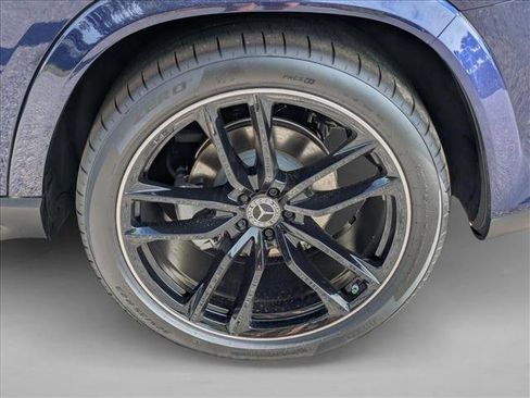 New 2026 Mercedes-Benz GLS 580 4MATIC image 10