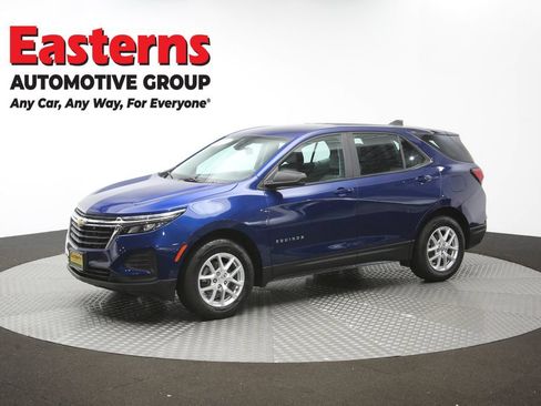 Used 2022 Chevrolet Equinox LS AWD/4WD image 57