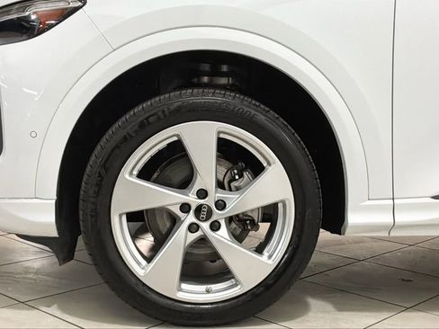 Certified 2025 Audi Q5 Premium Plus w/ Premium Plus image 17