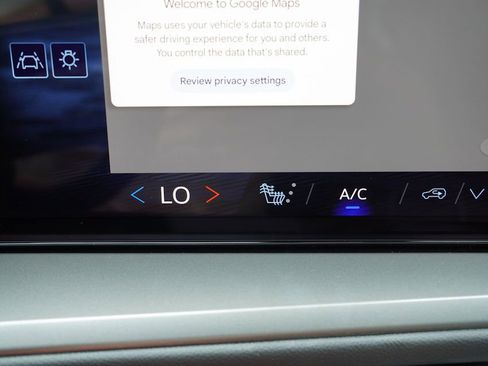 New 2026 Chevrolet Traverse LT w/ Driver Confidence Package image 15