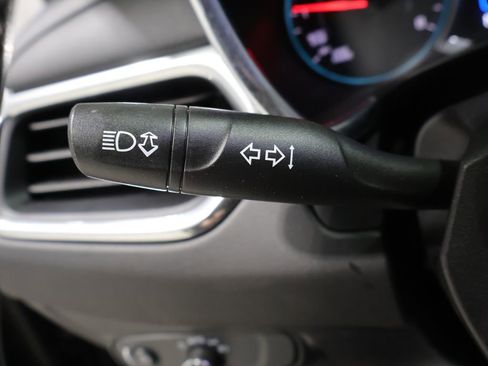 Used 2019 Chevrolet Equinox LT AWD/4WD image 36