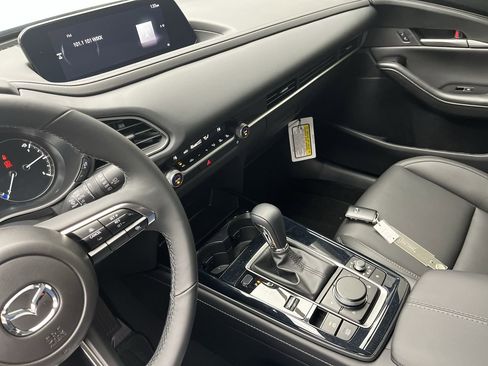New 2025 MAZDA CX-30 AWD 2.5 S w/ Select Sport Pkg image 13