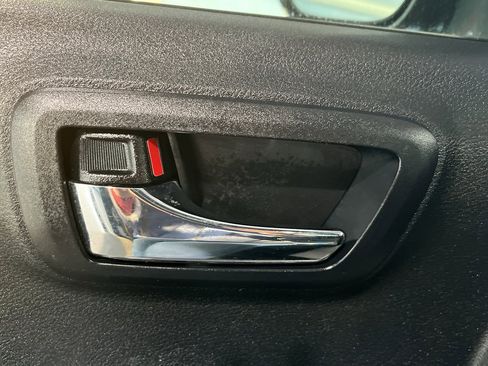 Used 2020 Toyota Tacoma TRD Off-Road image 27