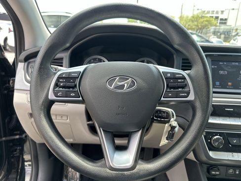 Used 2019 Hyundai Sonata SE image 11