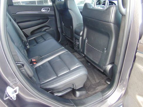Used 2018 Jeep Grand Cherokee Limited image 4