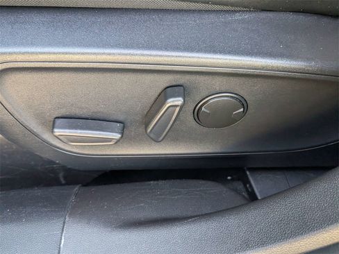 Used 2024 Ford Escape ST-Line w/ Cold Weather Package image 17