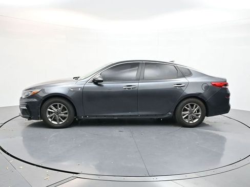 Used 2020 Kia Optima LX image 9