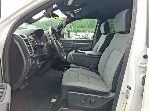 Used 2022 RAM 1500 Big Horn AWD/4WD image 14
