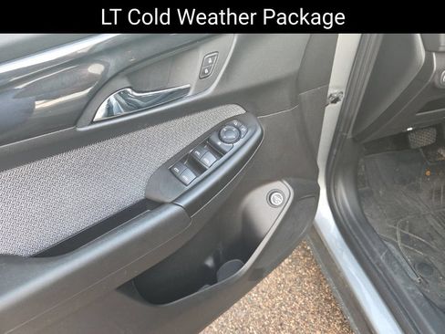 Used 2024 Chevrolet TrailBlazer LT w/ Convenience Package AWD/4WD image 13