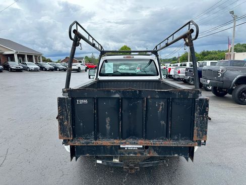 Used 2012 Ford F250 XL w/ PWR Equipment Group RWD image 3