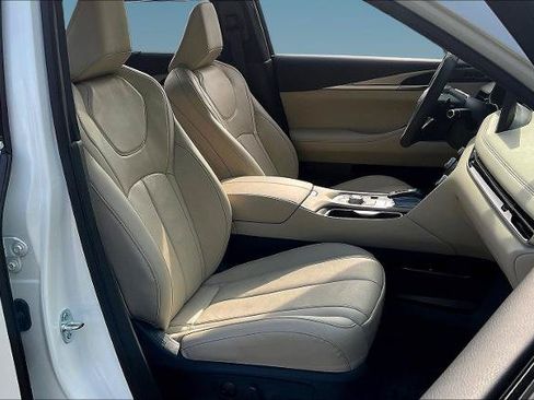 Certified 2023 INFINITI QX60 Luxe w/ Cargo Package AWD/4WD image 28