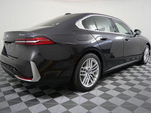 Used 2025 BMW 530i xDrive 530i xDrive image 4