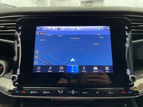 Used 2022 Jeep Wagoneer Series III image 17