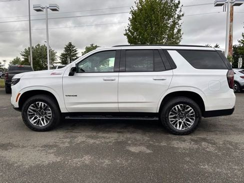 Used 2025 Chevrolet Tahoe Z71 AWD/4WD image 2