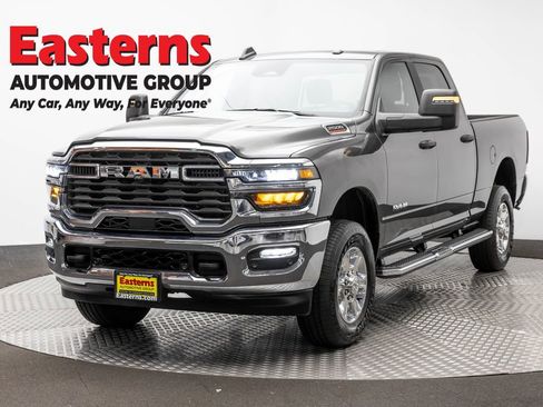 Used 2026 RAM 2500 Big Horn AWD/4WD image 1