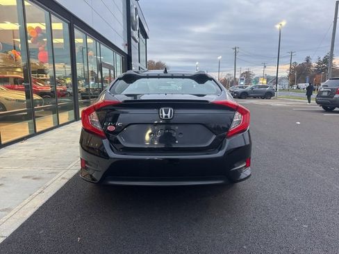 Used 2018 Honda Civic EX-T image 3